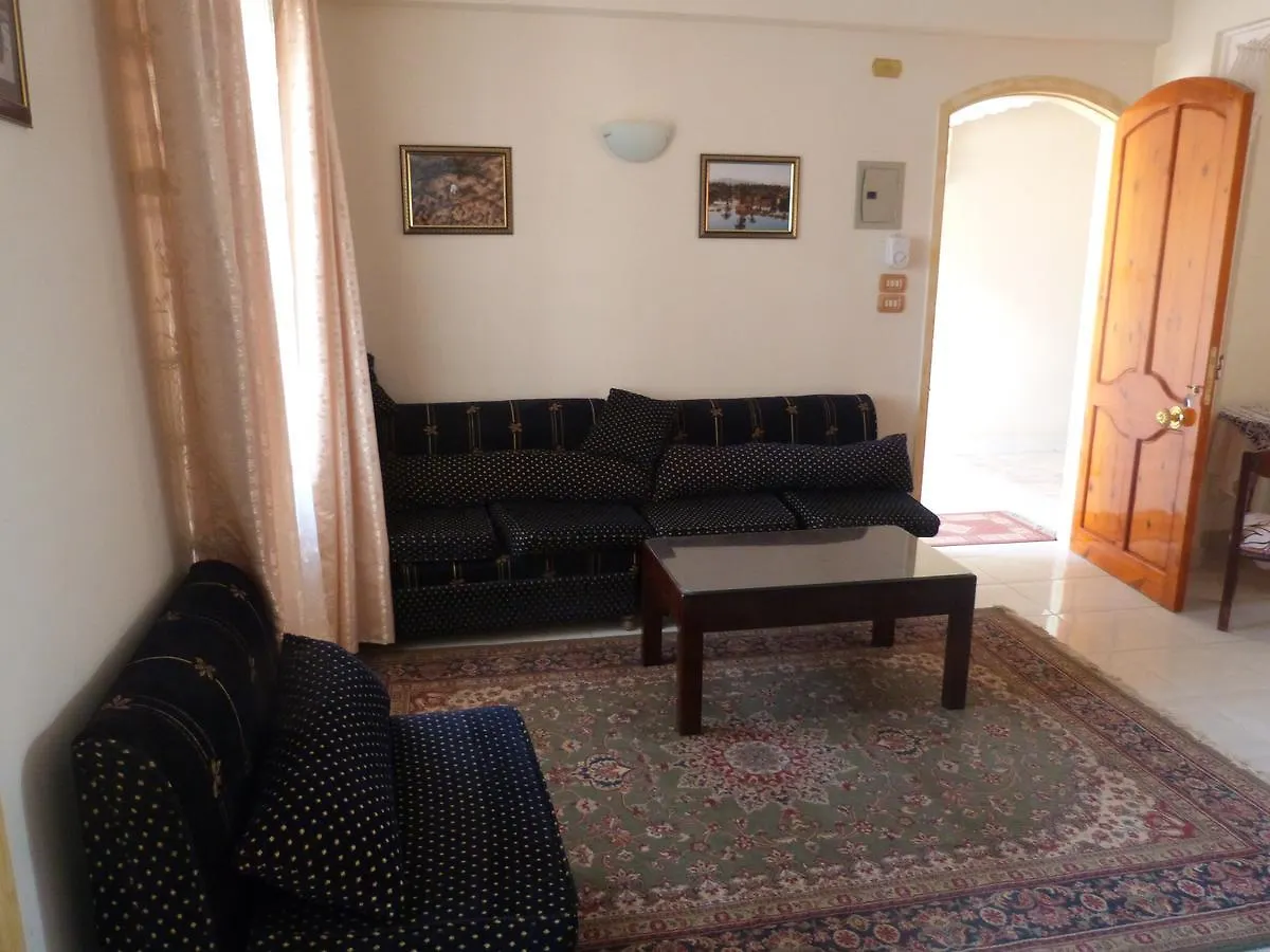 לוקסור Mountain View Apartments