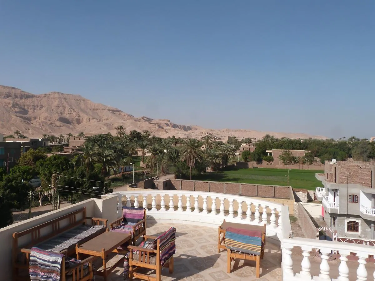 לוקסור Mountain View Apartments