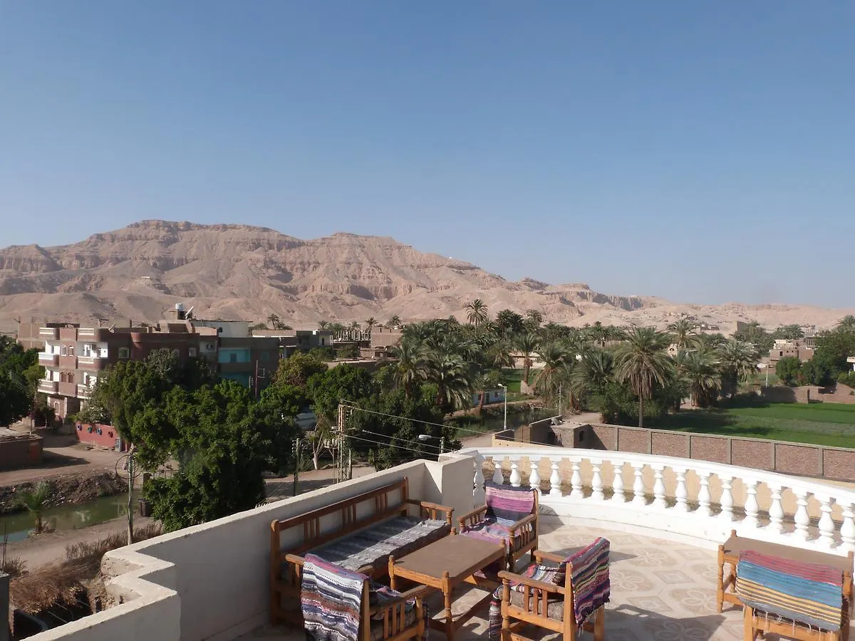 לוקסור Mountain View Apartments
