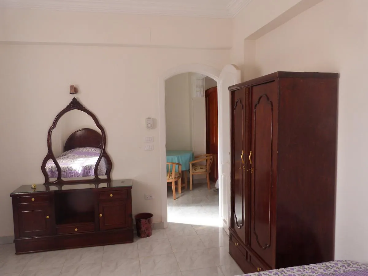לוקסור Mountain View Apartments